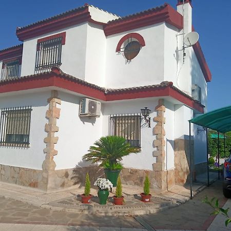 Villa El Rincon De Dory à Martos Extérieur photo